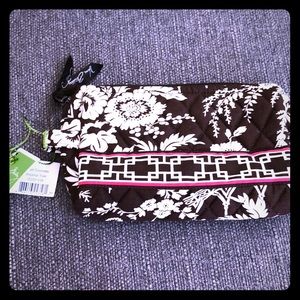 NWT Vera Bradley small cosmetic bag Imperial Toile